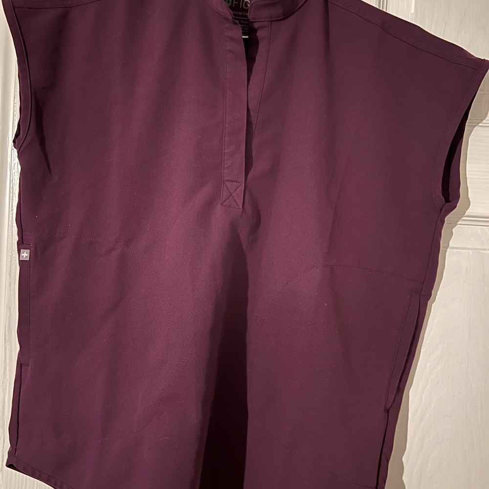 Figs Rich Purple Technical Collection Top